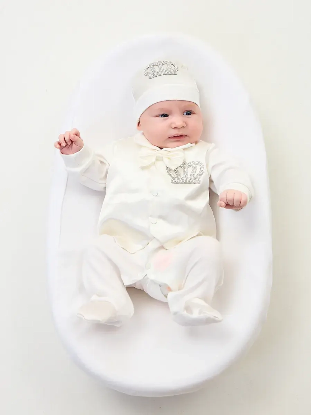 Конверт на выписку новорожденного