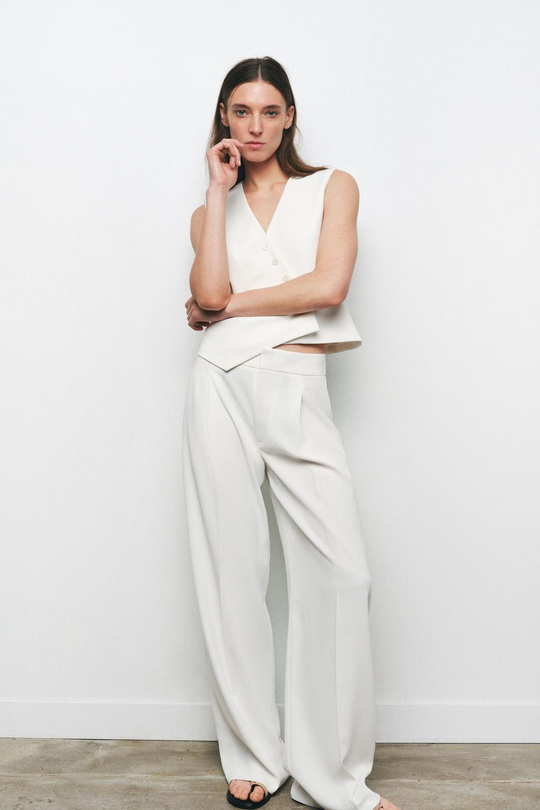 ZARA ШИРОКИЕ БРЮКИ С ЗАЩИПАМИ — ZW COLLECTION, ЭКРЮ