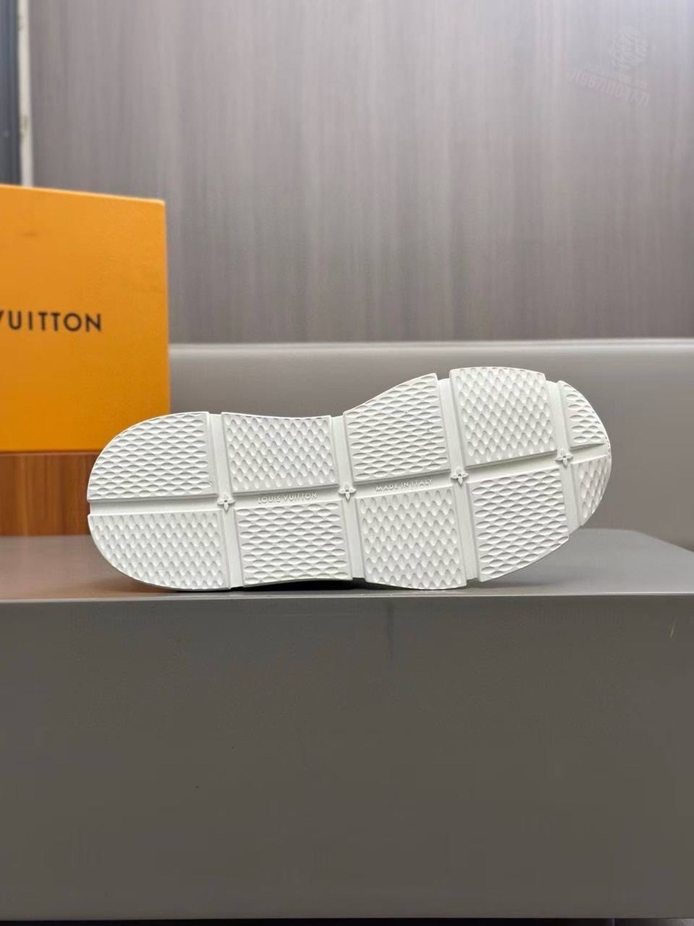 Кроссовки Louis Vuitton Classic