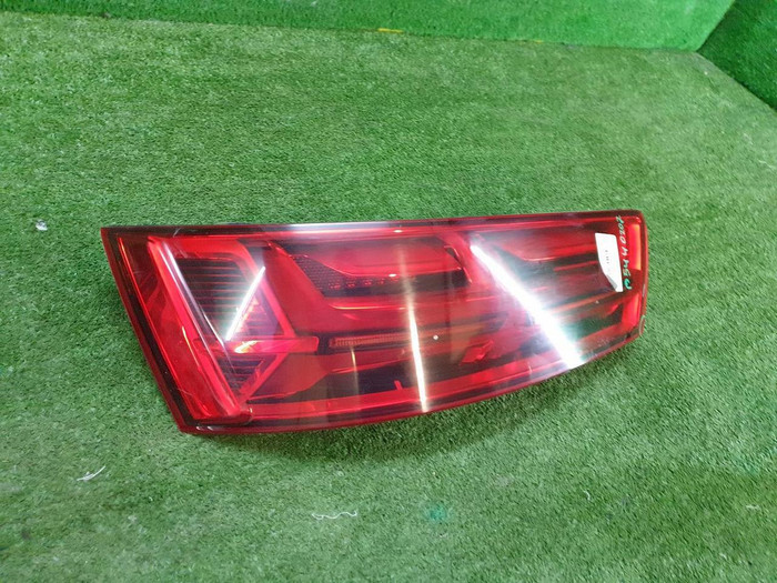 Фонарь левый Audi Q7 2 (2015-2019)