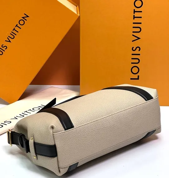 Сумка Louis Vuitton Biker PM, серый