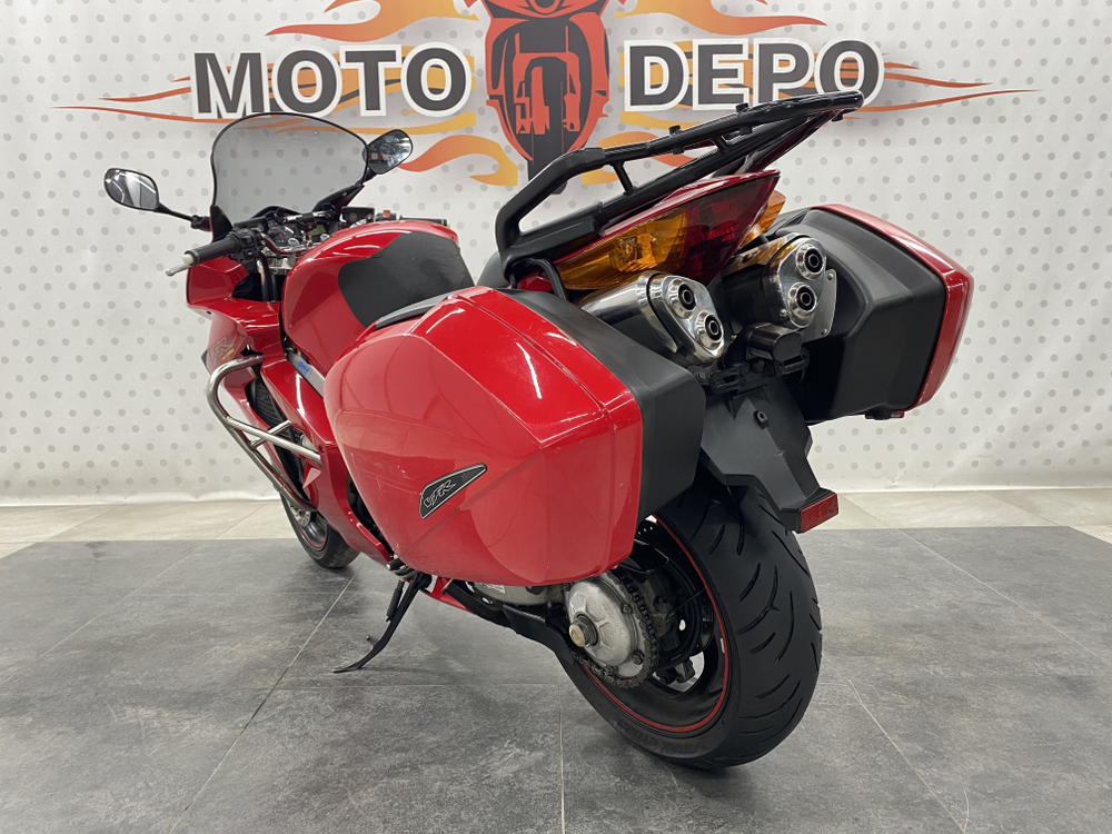 Honda VFR800F , 2002