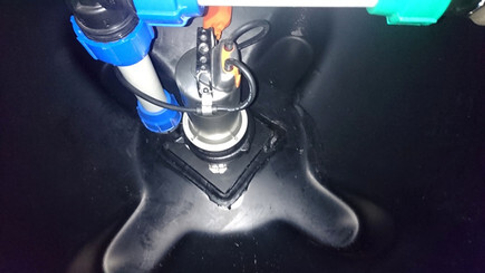 Комплектная КНС RODLEX PUMPS™  на базе насосов Pedrollo (Италия) диаметром 1000 мм с одним насосом
 Родлекс Vxm 8/35 - арт.552070