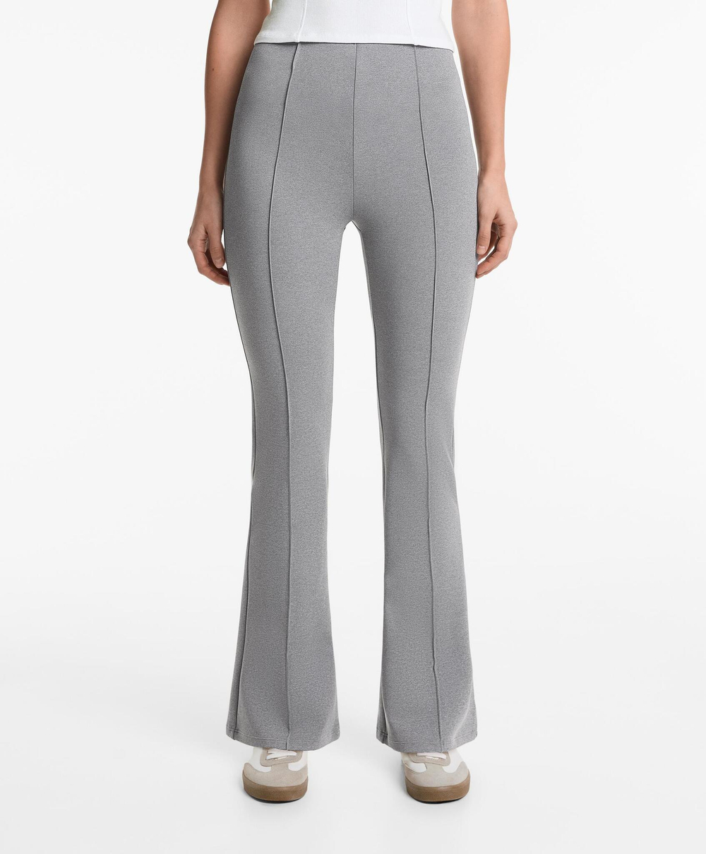 OYSHO Расклешенные брюки с эффектом неопрена, серый