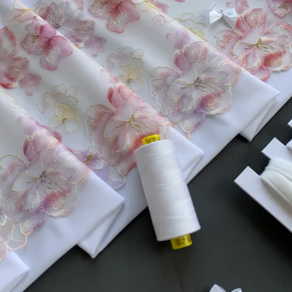 Вышивка на сетке розовая/цветочная 18 см, Китай