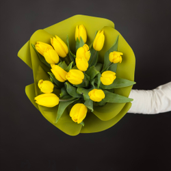Bouquet of 15 yellow tulips