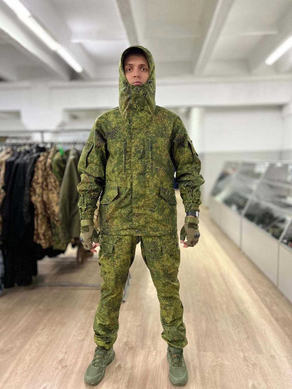 Костюм горка 6 весна лето / зеленая цифра