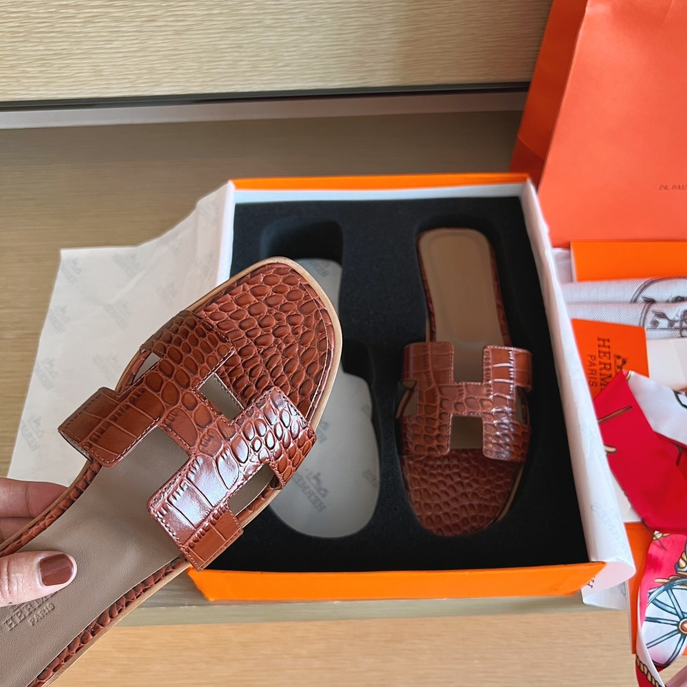 Hermes Oran Sandal