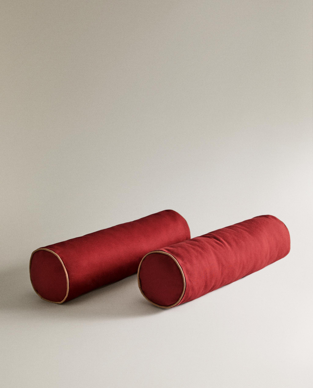 Декоративная подушка Zara Home, 15х15х48 см, хлопок, 1379/009
