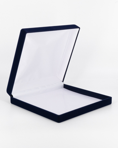 Футляр флокированный, квадратный, 195х195х50 мм