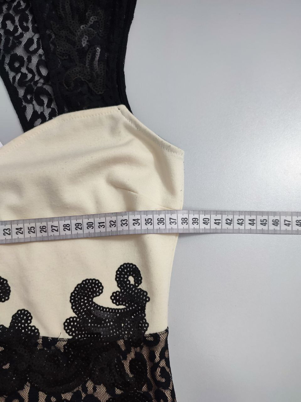 Платье Modis стильное 42 размер