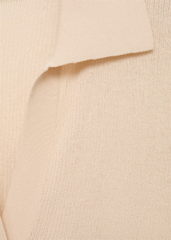 Джемпер в рубчик с отложным воротником