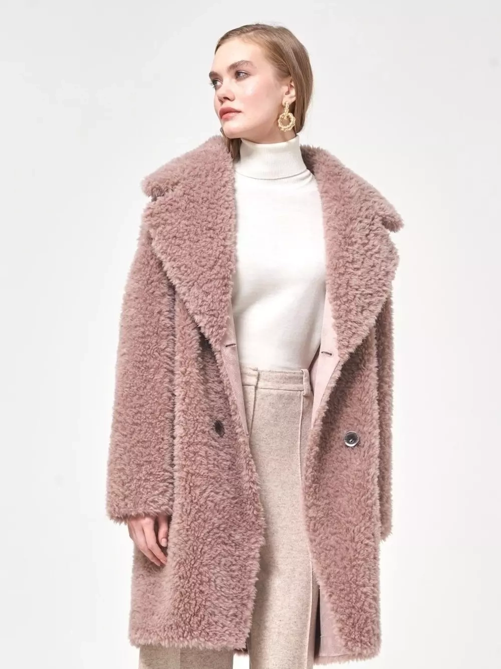 Шуба женская из овечьей шерсти чебурашка тедди, SilverFox (арт. S1188rm012bz)