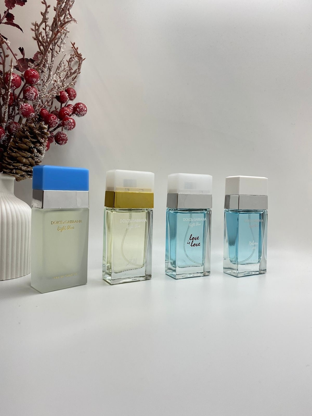 Набор парфюмерии DOLCE & GABBANA Light Blue 4x30 (duty free парфюмерия)