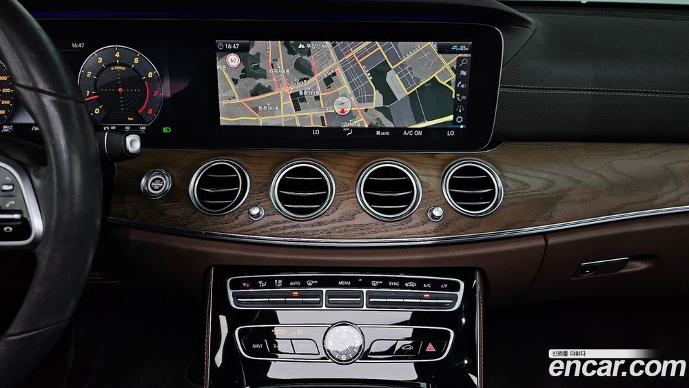 Mercedes-Benz E-Class W213 E300 4MATIC Exclusive (06.2020)