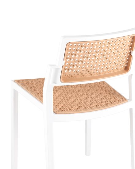 Стул пластиковый Milto белый