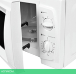 Микроволновая печь StarWind SWM5520 белый