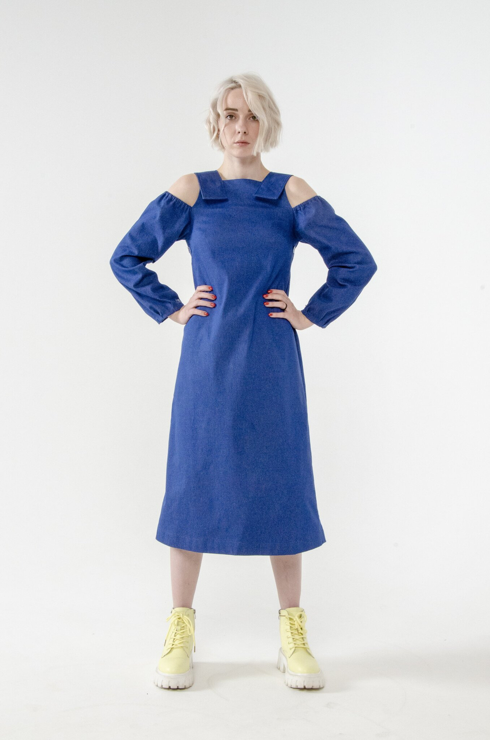 Джинсовое платье со съемными рукавами PEOPLE