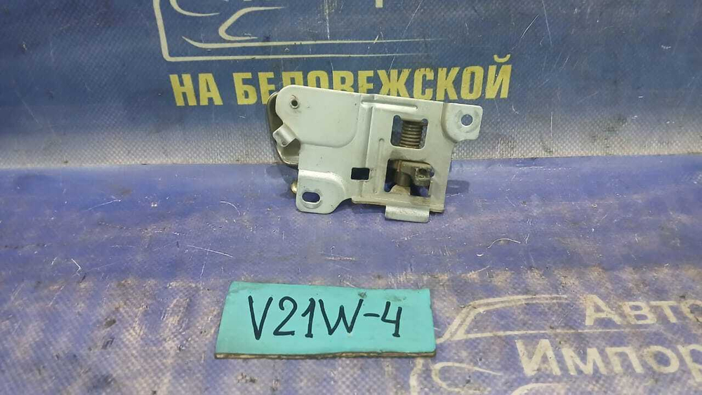 Ручка двери передней левой салонная MITSUBISHI PAJERO 1998