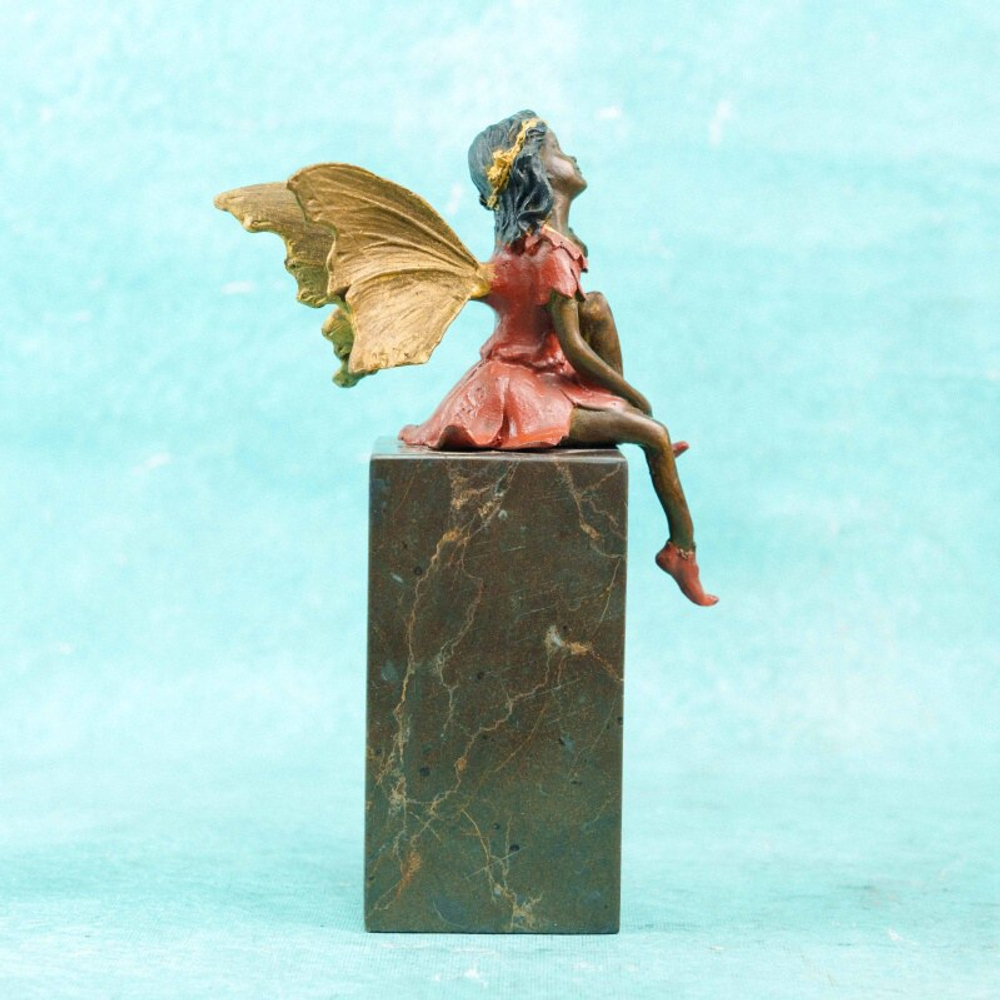 Декоративная статуэтка «Мечтающая фея»