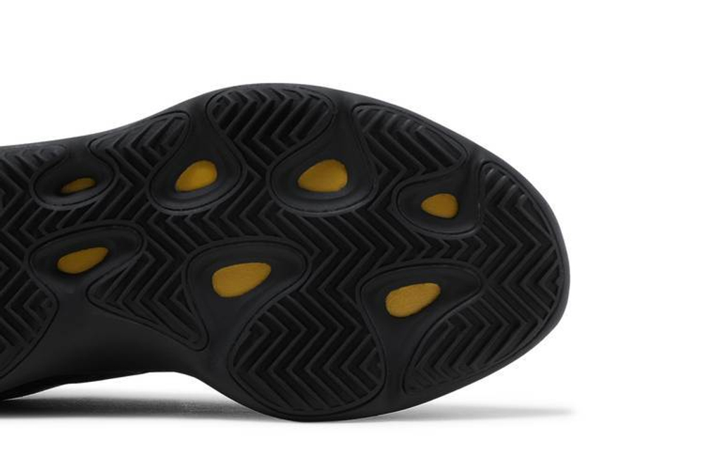 Кроссовки Adidas Originals Yeezy Boost 700 V3 "Dark Glow"