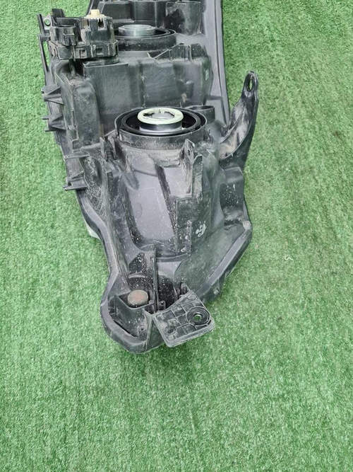 Фара левая Subaru Forester SJ 16-19 галоген