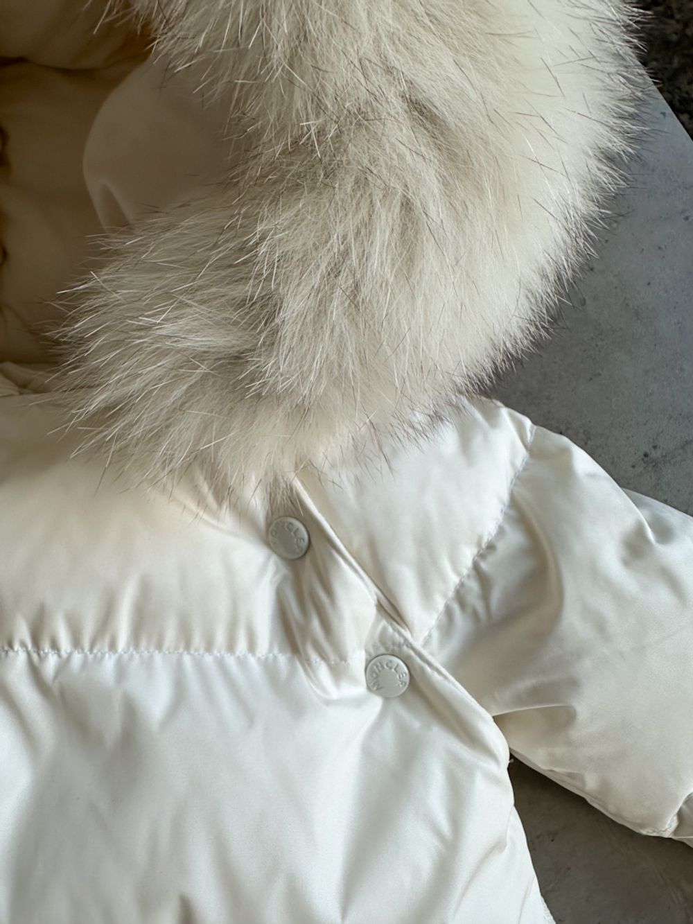 Пуховый конверт Moncler, 56