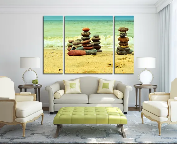 Модульная картина ''Пирамидки из камней''