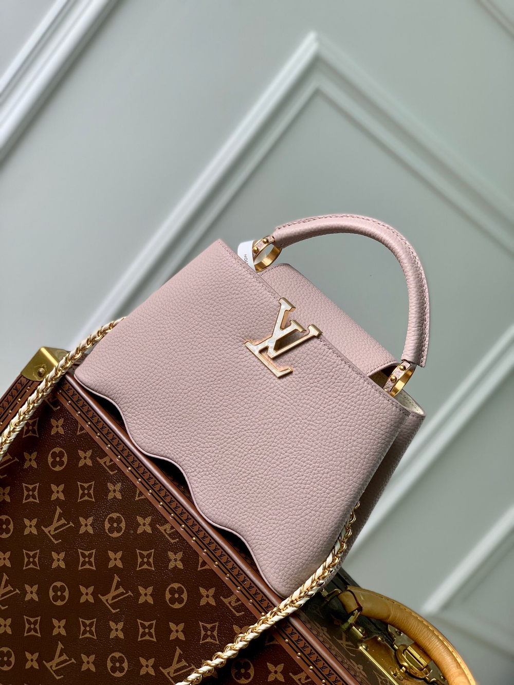 Louis Vuitton Capucines BB
