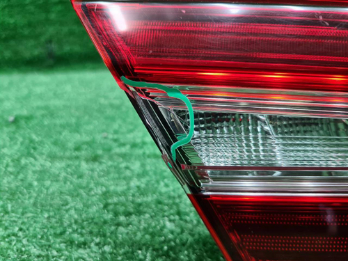 Фонарь левый внутр. Toyota Camry xv70 (17-нв) LED