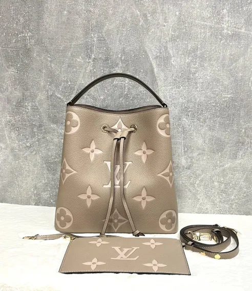 Сумка Louis Vuitton Neonoe MM серо-бежевый