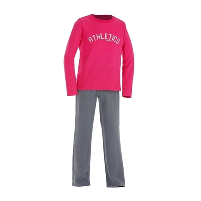 Костюм из серых брюк и яркой толстовки с надписью ATHLETICS