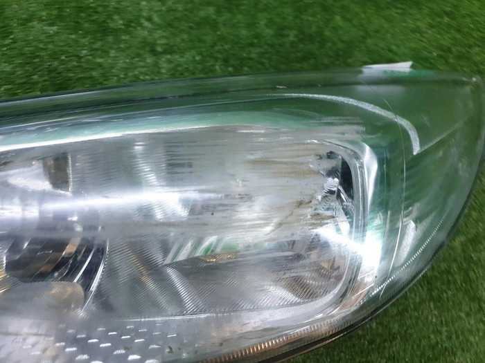 Фара левая Ford Focus 3 (2014-2019) галоген
