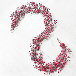 Гирлянда из красных ягод 180см ChristmasDeLuxe заснеженная