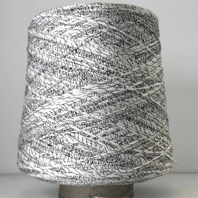 SIGNAC - ILARIA CALENZANO; 95% вискоза, 5% п/а; 250м/100гр; Ленточка; col. 000701, цвет: белый, черный; S506