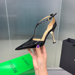 Bottega Veneta Rocket T-Bar Pump 9 cm