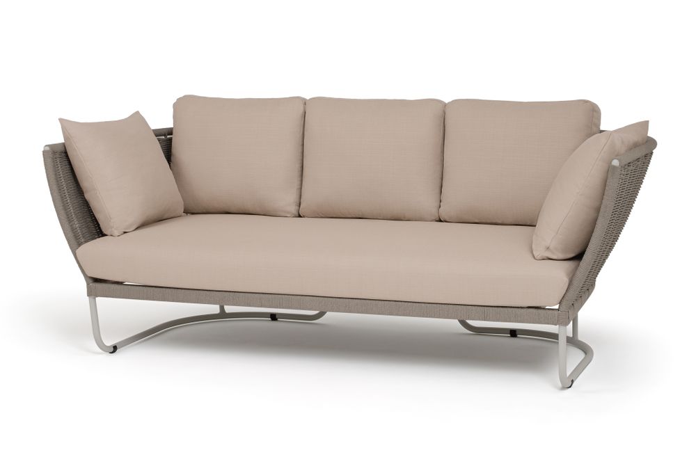 "Фиджи" диван 3-местный плетеный из роупа, каркас алюминий светло-серый (RAL7035) муар, роуп серый меланж круглый, ткань Mossle бежевая