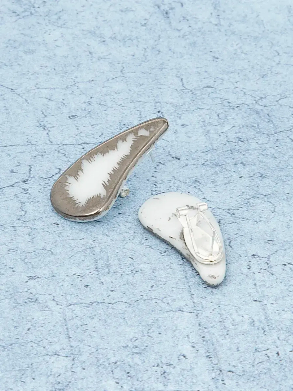 Серьги бижутерия из муранского стекла капли серебристые