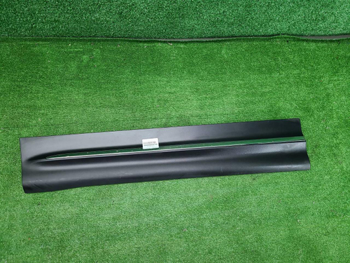 Накладка двери передняя LH Mercedes GLB X247 19-нв