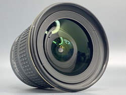Nikon 12-24mm 4G царапина на линзе