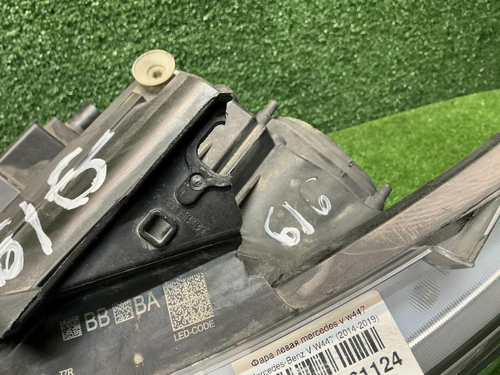 Фара левая Mercedes V w447 (2014-н.в.) LED