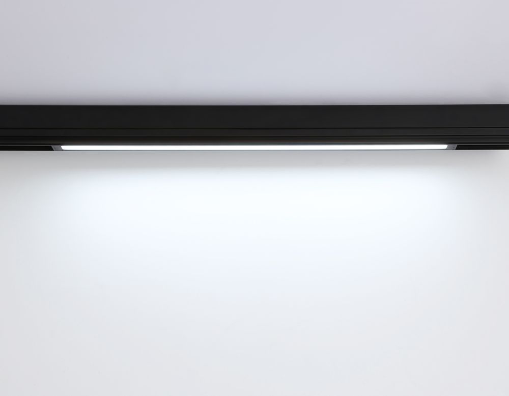 Ambrella Управляемый светодиодный светильник для шинопровода Magnetic 220V диммируемый 3000-6400K Magnetic 220V GL1292