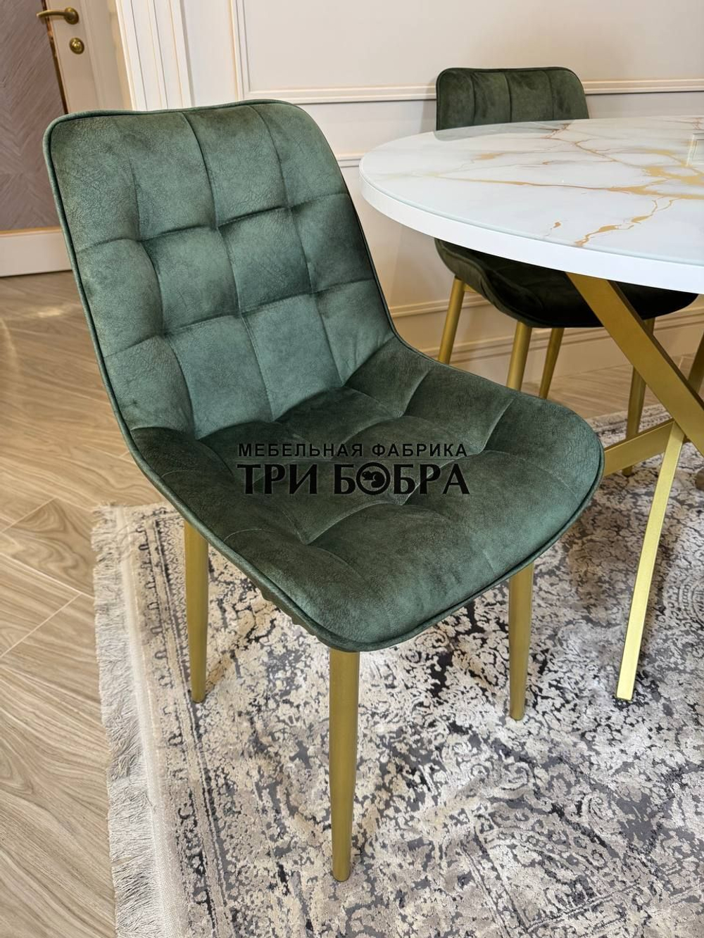 Круглый раздвижной стол "Золотой мрамор", и стулья "Бостон" оливковые