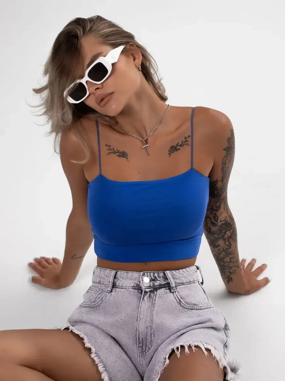 Спортивный кроп топ укороченный под пиджак