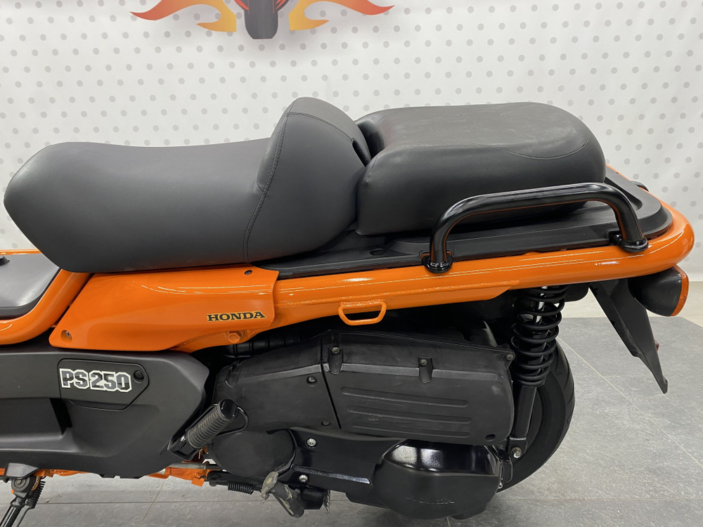 Honda PS250 Big Ruckus , 2006