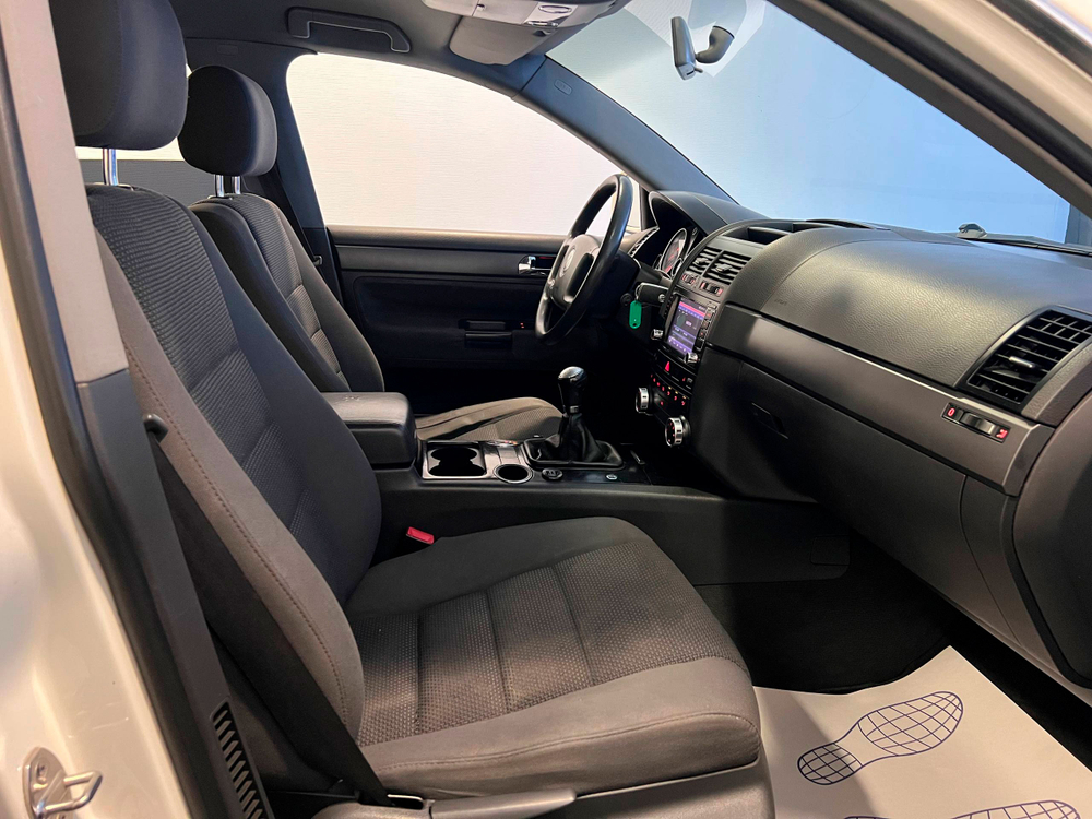 Volkswagen Touareg, 2004 год