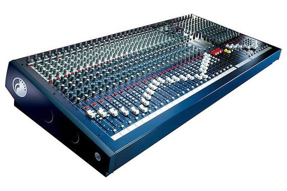 Soundcraft LX7ii-32