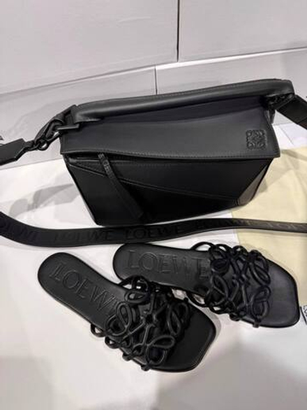 Шлепанцы Loewe