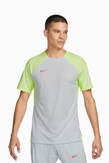 Футболка Nike Dri-FIT Strike