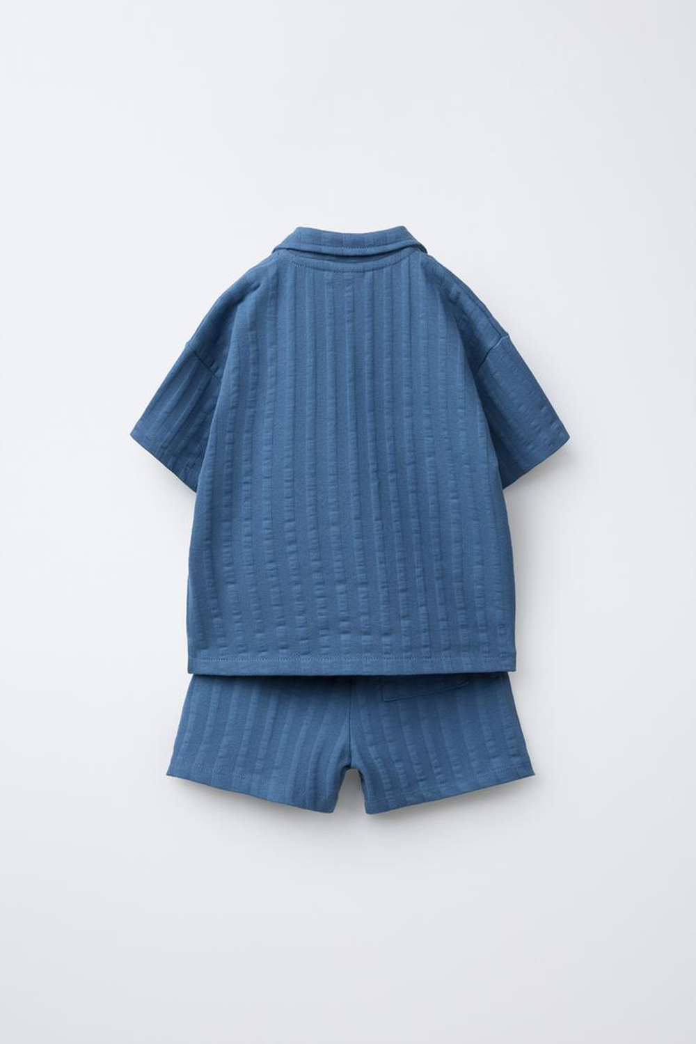 ZARA КОМПЛЕКТ ИЗ ФУТБОЛКИ И ШОРТ, СИНИЙ